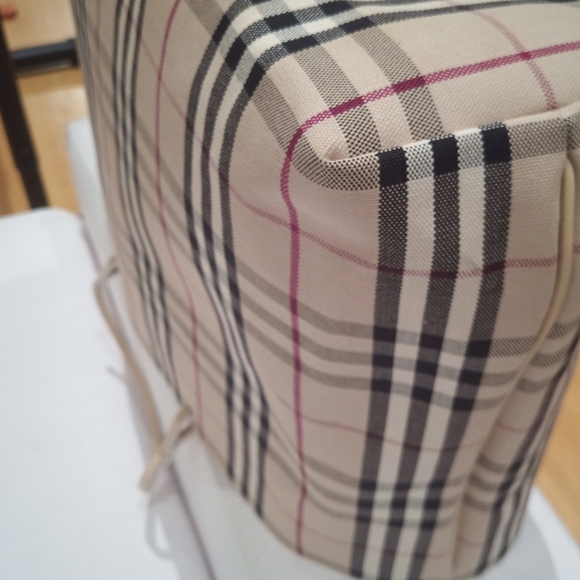 Fab! Rare NWT LARGE Burberry Novacheck Canvas & Leather Tote (Vintage Deadstock) - Picture 15 of 16